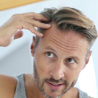 Håravfall behandling: Medel mot håravfall för män och kvinnor